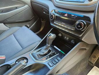 Hyundai Tucson 1.7 CRDi Blue Drive SE DCT Euro 6 (s/s) 5dr