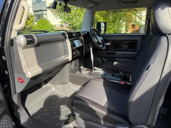Toyota FJ Cruiser 4.0+V6+4X4+AUTO+JAOS KIT+VERIFY+WARRANTY+BIMTA+CARVX+AUCTION SHE