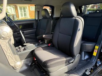 Toyota FJ Cruiser 4.0+V6+4X4+AUTO+JAOS KIT+VERIFY+WARRANTY+BIMTA+CARVX+AUCTION SHE