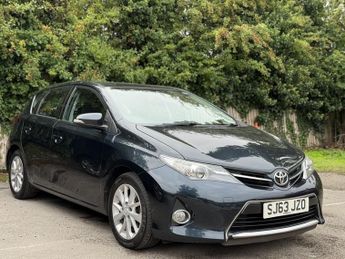Toyota Auris 1.33 Dual VVT-i Icon Hatchback 5dr Petrol Manual Euro 5 (s/s) (1