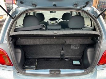 Toyota Yaris VVTI BLUE