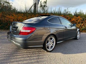Mercedes-Benz C Class 2.1 C220 CDI BlueEfficiency AMG Sport G-Tronic+ Euro 5 (s/s) 2dr