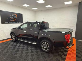 Nissan Navara 2.3 dCi Tekna Auto 4WD Euro 6 4dr