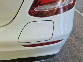 Mercedes-Benz E Class 2.0 E300de 13.5kWh AMG Line G-Tronic+ Euro 6 (s/s) 4dr