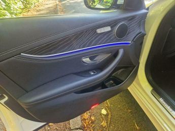 Mercedes-Benz E Class 2.0 E300de 13.5kWh AMG Line G-Tronic+ Euro 6 (s/s) 4dr