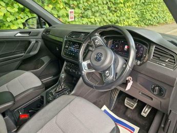 Volkswagen Tiguan 2.0 TDI R-Line DSG 4Motion Euro 6 (s/s) 5dr