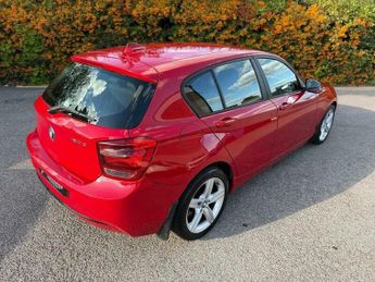 BMW 1 SERIES 2.0 120d Sport Auto Euro 5 (s/s) 5dr