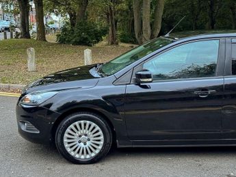 Ford Focus 1.6 Titanium Automatic 99 Bhp | Full History (10 Services) _ MOT