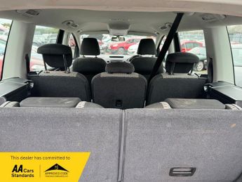 Volkswagen Sharan S TDI DSG