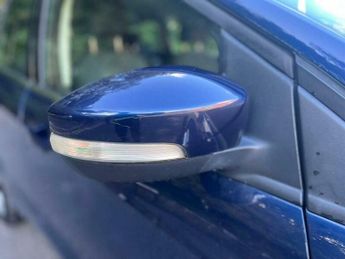 Ford Kuga 2.0 TDCi Zetec Powershift AWD Euro 5 5dr