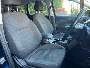 Ford Kuga 2.0 TDCi Zetec Powershift AWD Euro 5 5dr