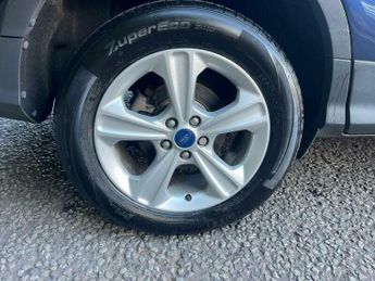 Ford Kuga 2.0 TDCi Zetec Powershift AWD Euro 5 5dr