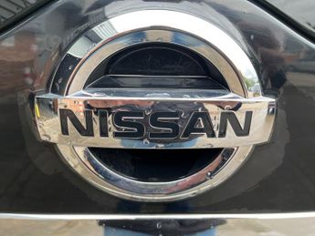 Nissan Serena 2.0 X Hybrid 8 Seater