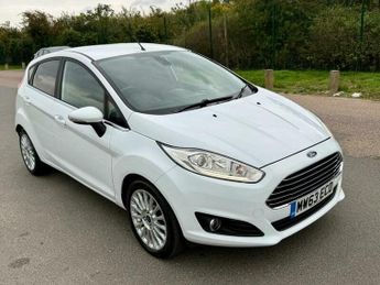 Ford Fiesta 1.0T EcoBoost Titanium Euro 5 (s/s) 5dr