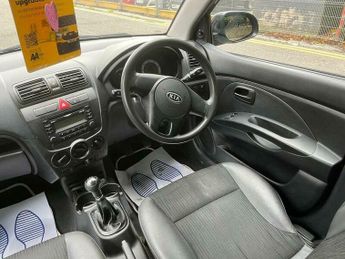 Kia Picanto 1.0 1 5dr
