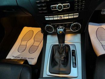 Mercedes-Benz C Class 1.8 C250 BlueEfficiency Sport Edition 125 G-Tronic+ Euro 5 (s/s)