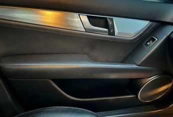 Mercedes-Benz C Class 1.8 C250 BlueEfficiency Sport Edition 125 G-Tronic+ Euro 5 (s/s)