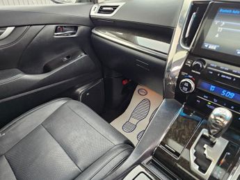 Toyota Vellfire E-Four Awd E-Cvt Auto Hybrid