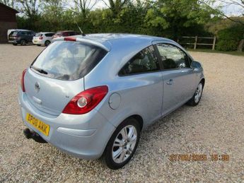 Vauxhall Corsa 1.4i 16v Design 3dr (a/c)
