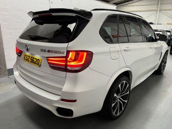 BMW X5 M50D