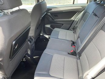 Volkswagen Golf SV SE TSI DSG