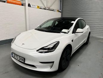 Tesla Model 3 LONG RANGE AWD
