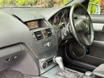 Mercedes-Benz C Class 2.1 C200 CDI Sport Auto Euro 4 4dr