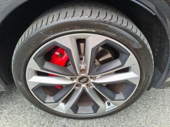 Audi Q5 SQ5 TDI VORSPRUNG QUATTRO