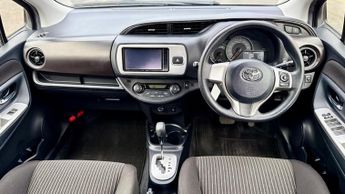 Toyota Vitz Toyota Vitz Jewela