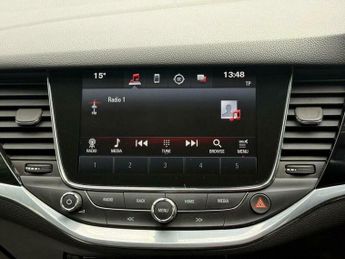Vauxhall Astra 1.4i Turbo Elite Nav Hatchback 5dr Petrol Auto Euro 6 (s/s) (150
