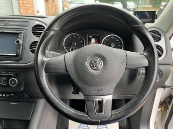 Volkswagen Tiguan 2.0 TFSi SE 4Motion DSG 5dr