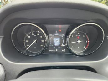 Land Rover Discovery Sport TD4 HSE DYNAMIC LUX