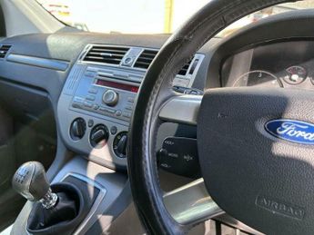 Ford Kuga 2.0 TDCi Zetec 2WD Euro 4 5dr