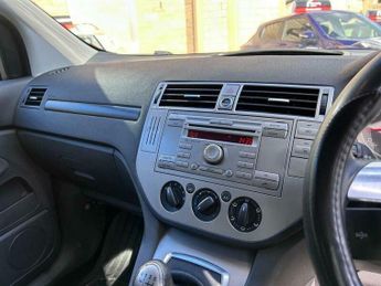 Ford Kuga 2.0 TDCi Zetec 2WD Euro 4 5dr