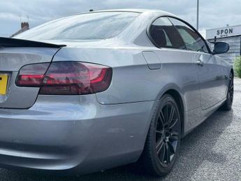 BMW 3 SERIES 2.0 320d SE Steptronic Euro 5 2dr