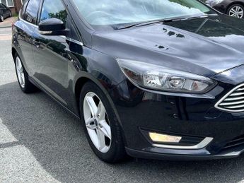 Ford Focus 1.0T EcoBoost Titanium Euro 6 (s/s) 5dr