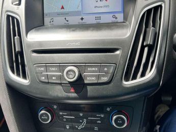 Ford Focus 1.0T EcoBoost Titanium Euro 6 (s/s) 5dr