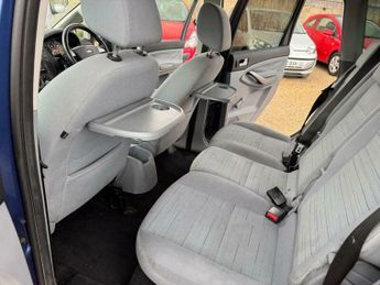 Ford C-Max 2.0 Zetec 5dr