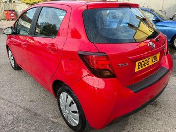 Toyota Yaris 1.33 Dual VVT-i Icon Multidrive S Euro 5 5dr Euro 5