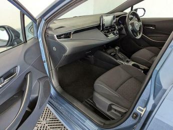Toyota Corolla 1.8 VVT-h Icon Tech CVT Euro 6 (s/s) 5dr