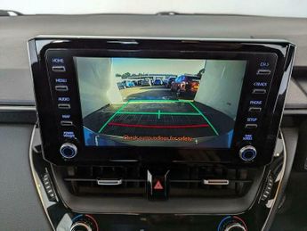 Toyota Corolla 1.8 VVT-h Icon Tech CVT Euro 6 (s/s) 5dr