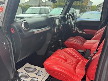 Jeep Wrangler 3.6 V6 Sahara SUV 4dr Petrol Auto 4WD Euro 6 (280 bhp)