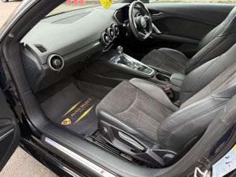 Audi TT TFSI S LINE BLACK EDITION