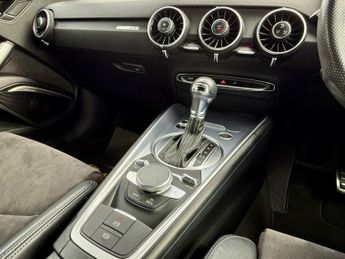 Audi TT TFSI S LINE BLACK EDITION