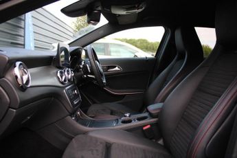 Mercedes GLA GLA 200 AMG LINE EXECUTIVE