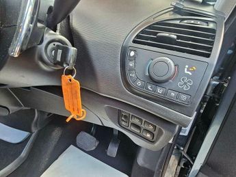 Citroen C4 Picasso 1.6 HDi VTR+ EGS6 Euro 5 5dr