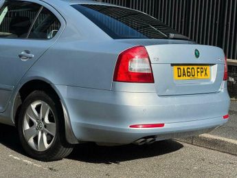 Skoda Octavia 2.0 TDI Elegance Euro 5 5dr