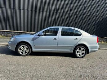 Skoda Octavia 2.0 TDI Elegance Euro 5 5dr