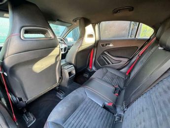 Mercedes-Benz A Class 2.0 A250 BlueEfficiency Engineered by AMG 7G-DCT Euro 6 (s/s) 5d