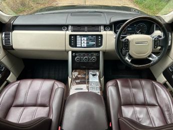 Land Rover Range Rover SDV8 AUTOBIOGRAPHY